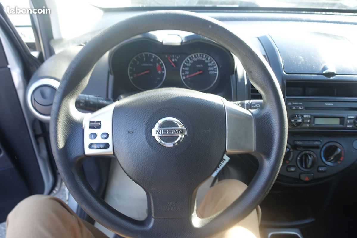 Nissan NOTE 1.5 DCI 86CH TEKNA (image 11)
