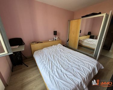 Maison 300 000 € - 90 m²