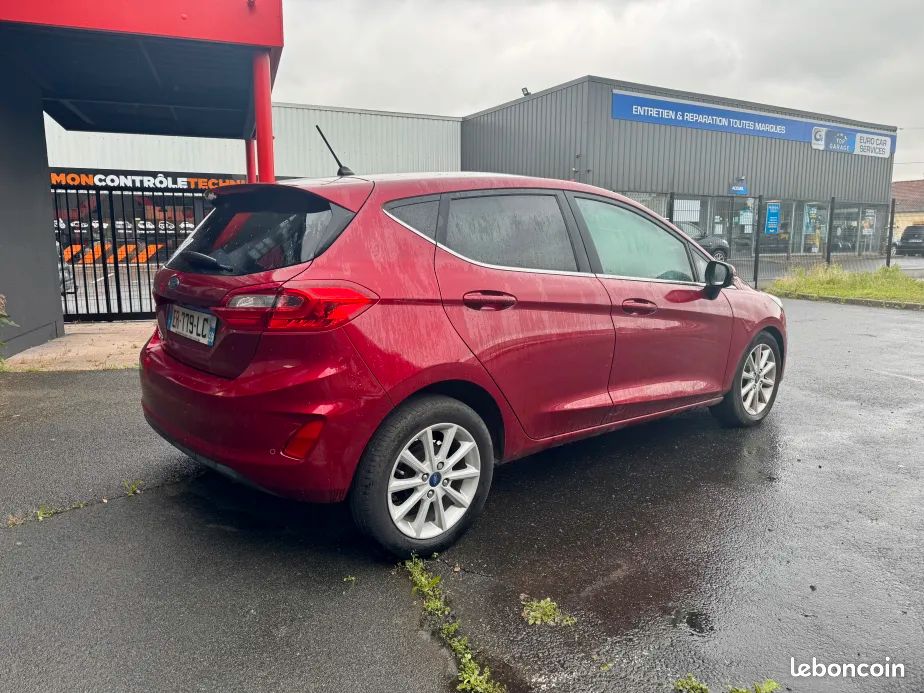 FORD FIESTA 1.5L TDCI 85CH TITANIUM 10/2017 160600KMS 8990e GARANTIE 6 MOIS TOTALE POSSIBILITĂ EXTENTION DE GARANTIE / REPRISE POSSIBLE (image 3)