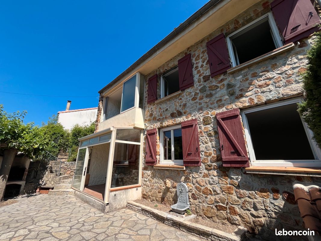 Maison 5 pièces 107 m² · à Saint-Jean-du-Gard · 107 m² · 215 000 €