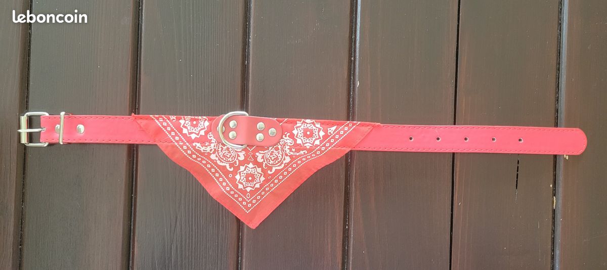 Bandana Vintage Collection M6 - Motif Smiley, Coton, 31x54cm - État Très Bon, Unisexe