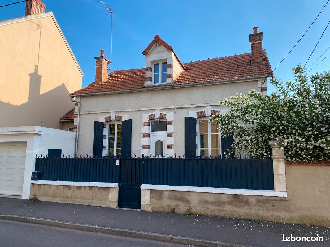 Maison 4 pièces 120 m² · à Auxerre · 120 m² · 1 500 €/mois