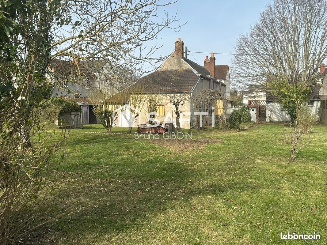 Maison 3 pièces 77 m² · à Gien · 77 m² · 83 000 €