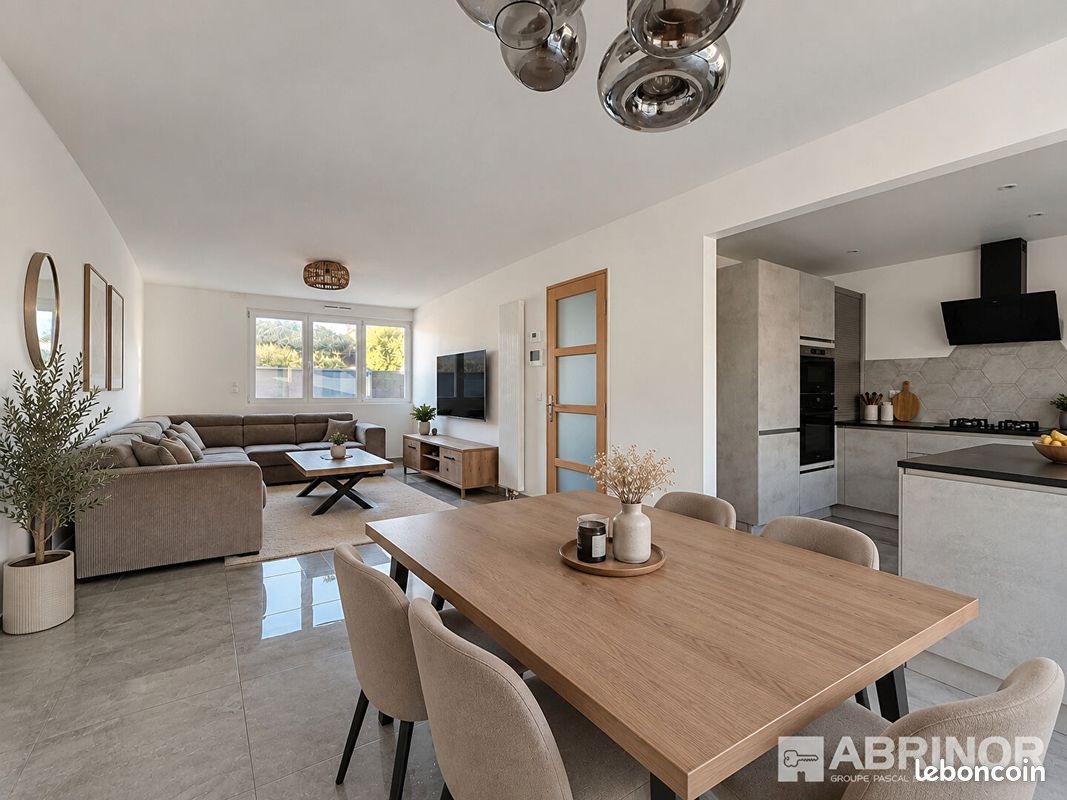 Maison 7 pièces 127 m² · à Mons-en-Barœul · 127 m² · 389 000 €