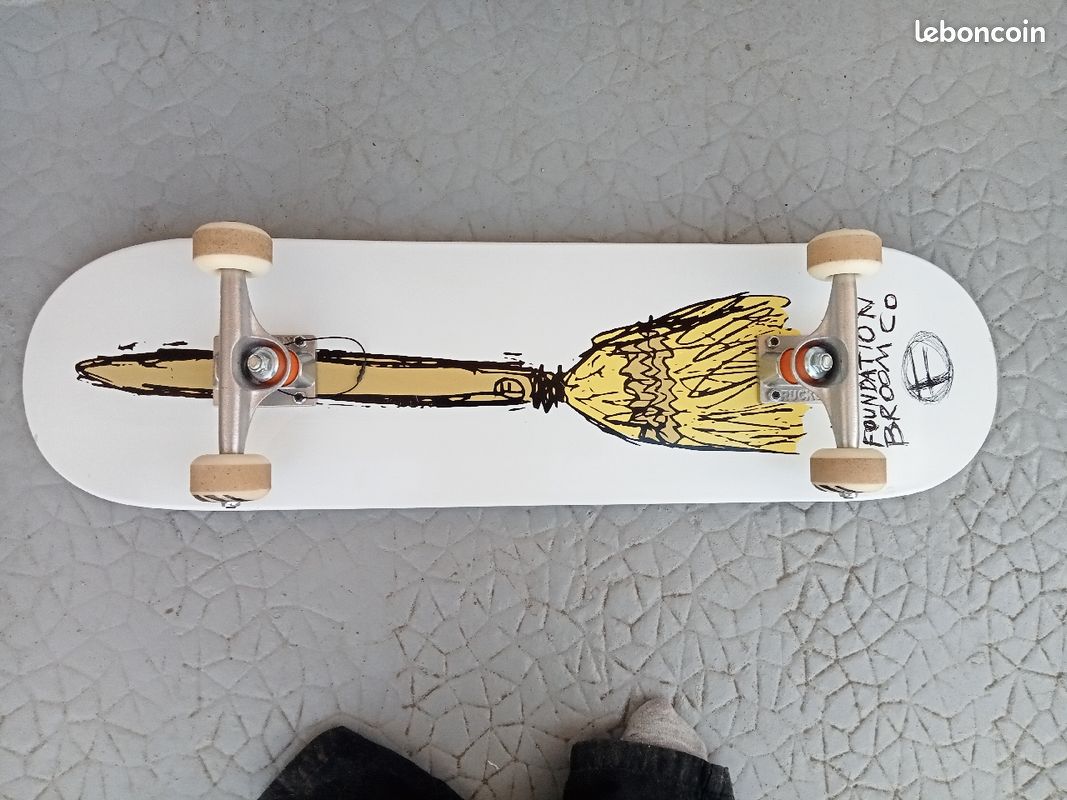 Skate (image 2)