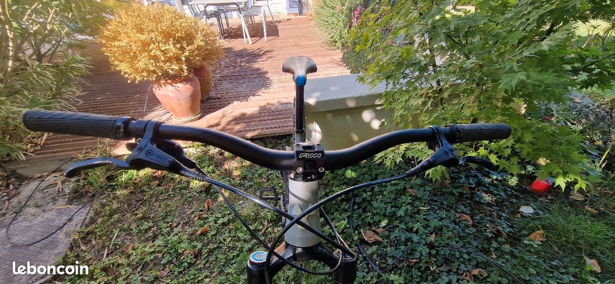 VTT Nukeproof scout 2021 27.5 taille M (image 3)