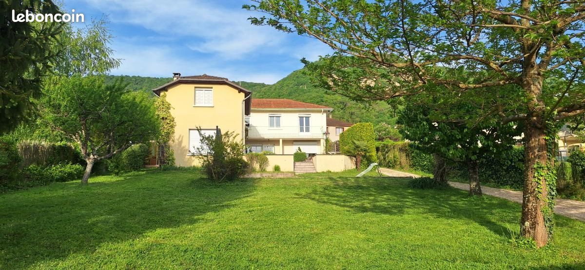 Maison 9 pièces 219 m² · à Lagnieu · 219 m² · 399 000 €