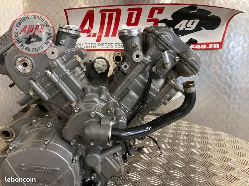 Moteur KTM 990 Superduke 2005 à 2006 (image 2)