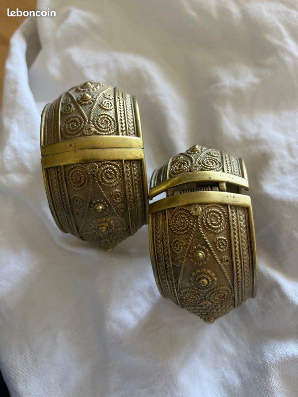 Paire de bracelet ethnique en laiton origine Inde (image 1)