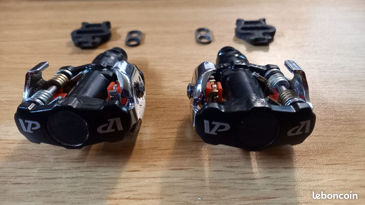 Pedale route automatique fpd alu sur roulement noir avec