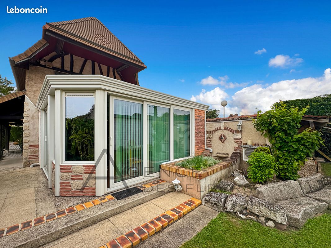 Maison 5 pièces 124 m² · à Tourville-la-Rivière · 124 m² · 249 900 €