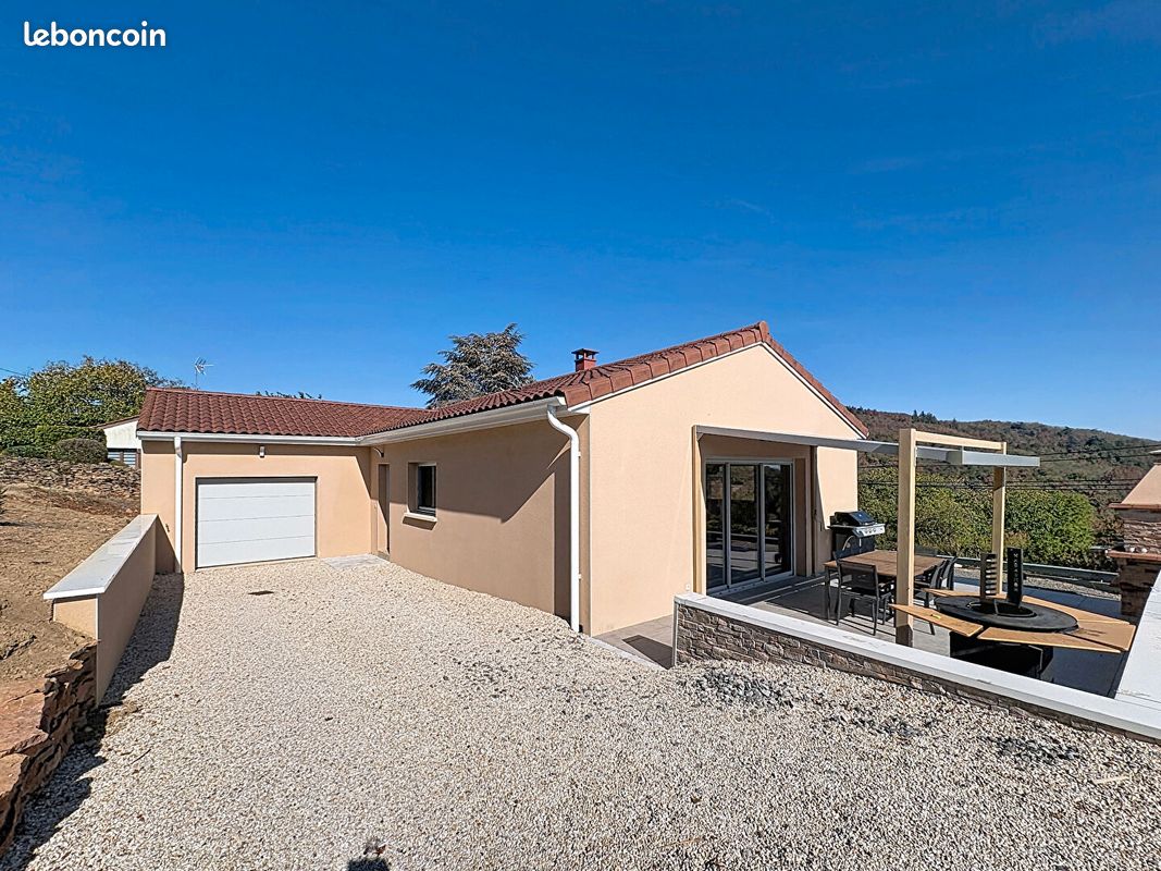 Maison 4 pièces 100 m² · à Donzy-le-Pertuis · 100 m² · 310 000 €
