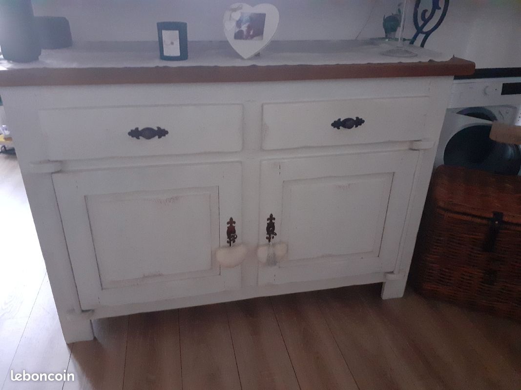 Vends buffet bois massif merisier (image 1)