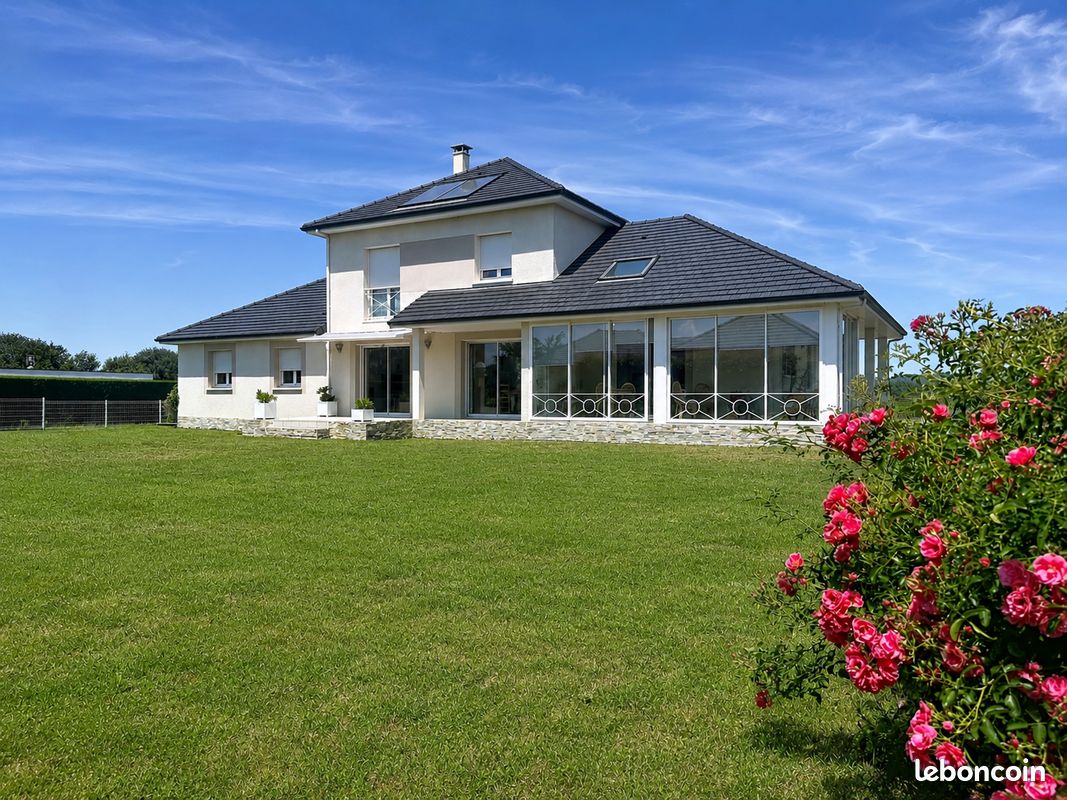 Maison 7 pièces 191 m² · à Idron · 191 m² · 556 000 €