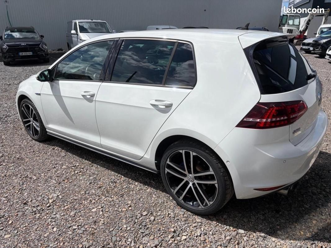 Volkswagen Golf 1.4 TSI GTE 204H 150 HYBRID PHEV 13KWH DSG BVA (image 3)