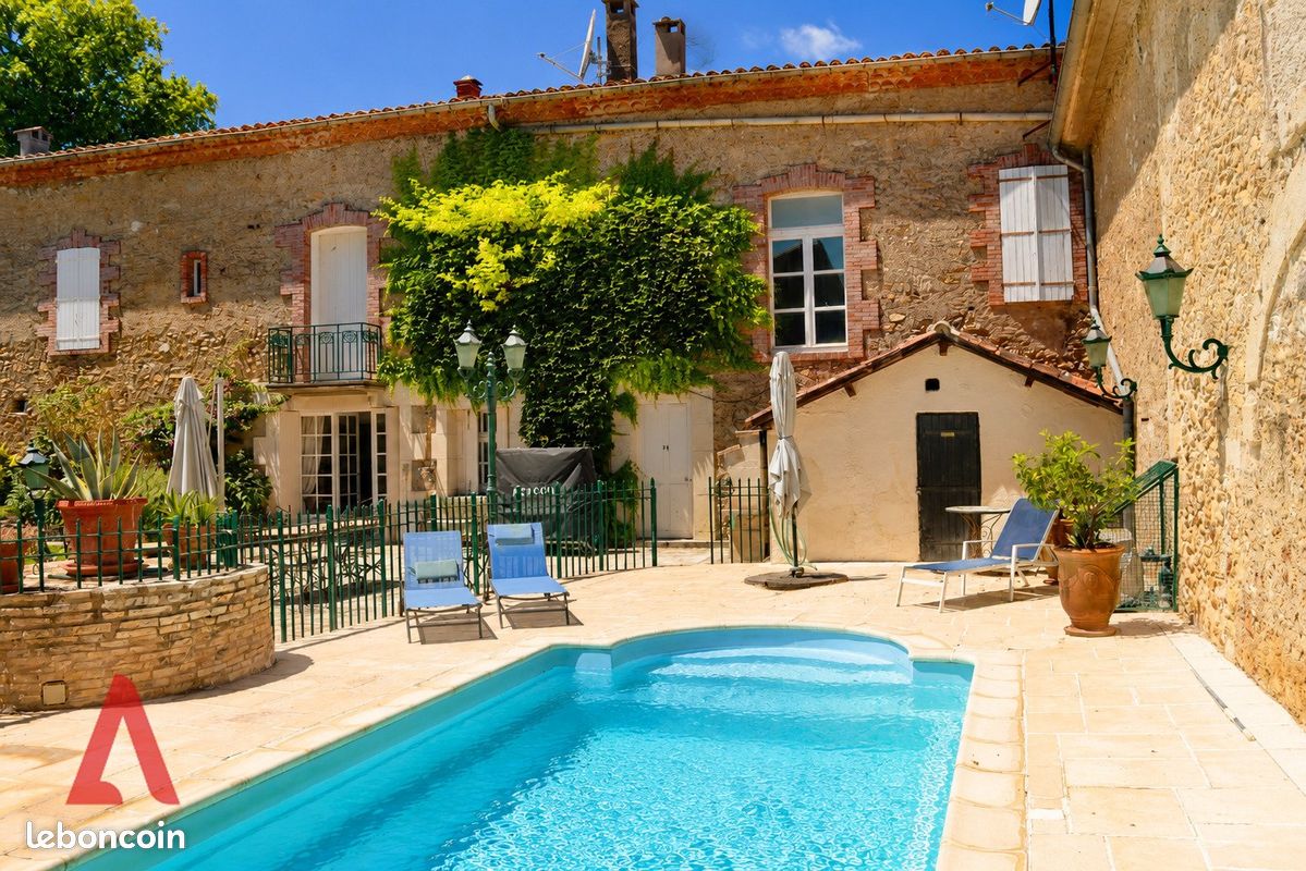 Maison 9 pièces 270 m² · à Magalas · 270 m² · 569 000 €