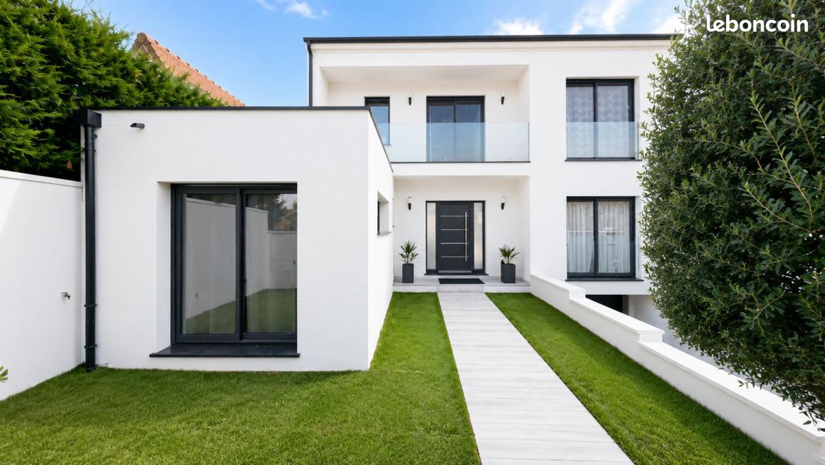 Maison 8 pièces 240 m² · à Chennevières-sur-Marne · 240 m² · 890 000 €