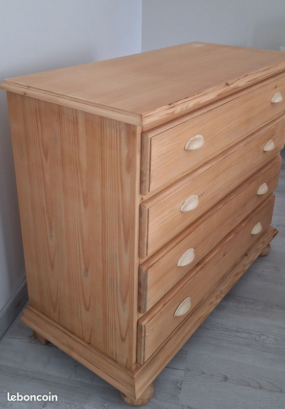 Commode (image 2)