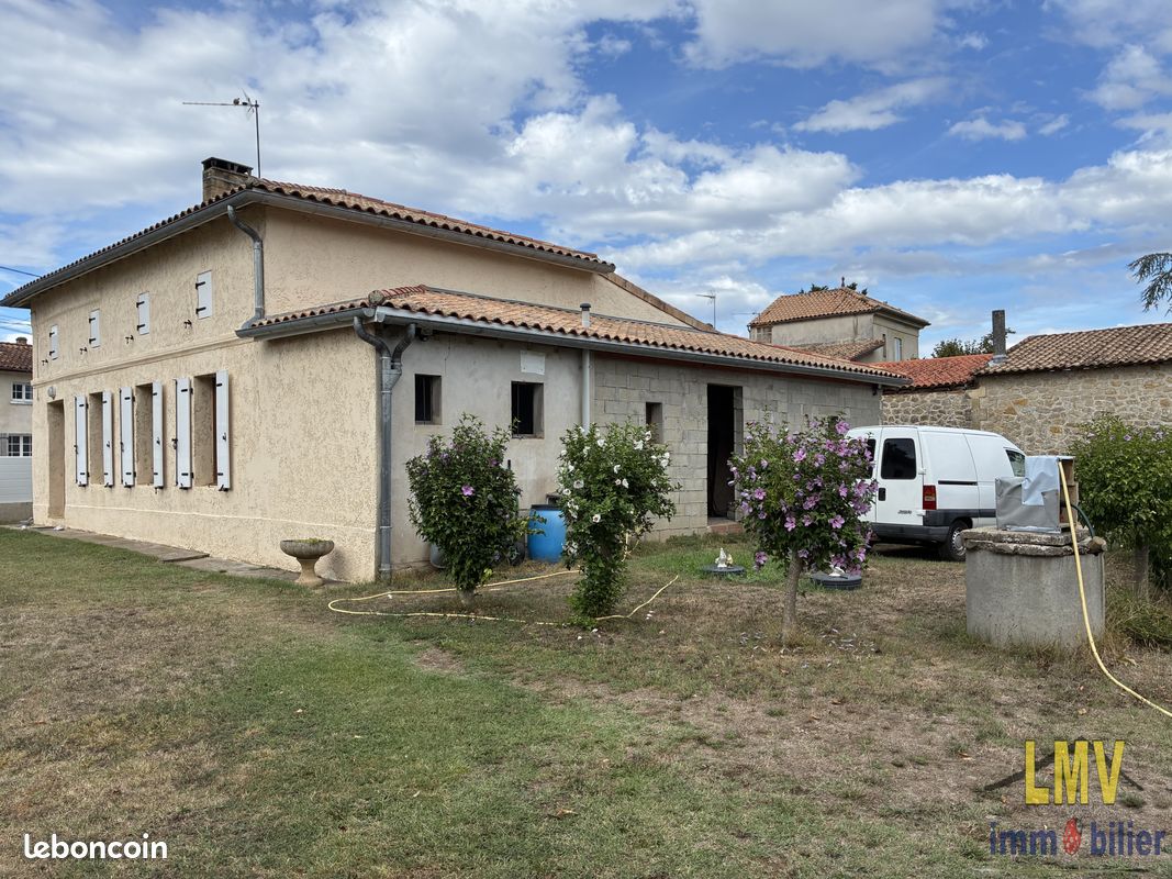 Maison 3 pièces 120 m² · à Saint-Pey-de-Castets · 120 m² · 243 500 €