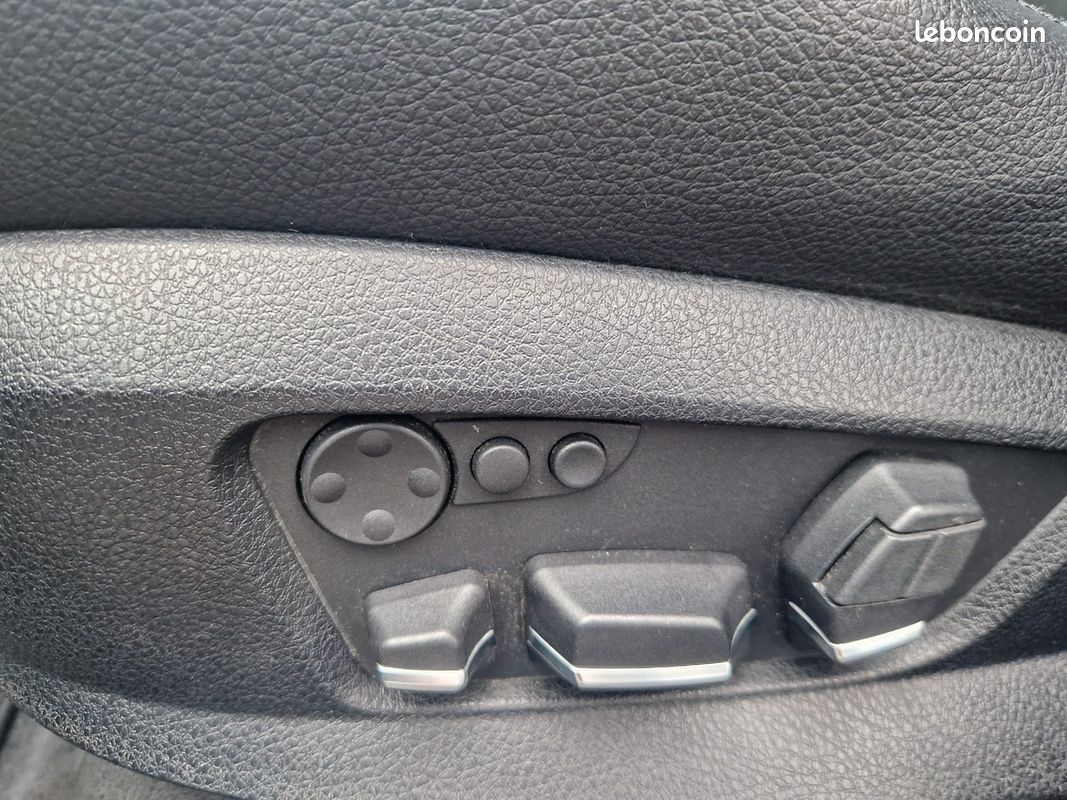 Bmw Série 5 F10 Luxe ActiveHybrid 340ch (535i) / Caméra 360 / Xénon / Toit Ouvrant / GARANTIE 1AN (image 28)