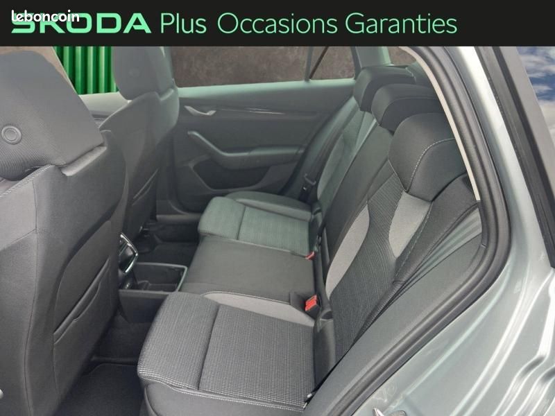 Skoda Octavia Combi 2.0 TDI SCR 150ch Selection DSG7 (image 13)