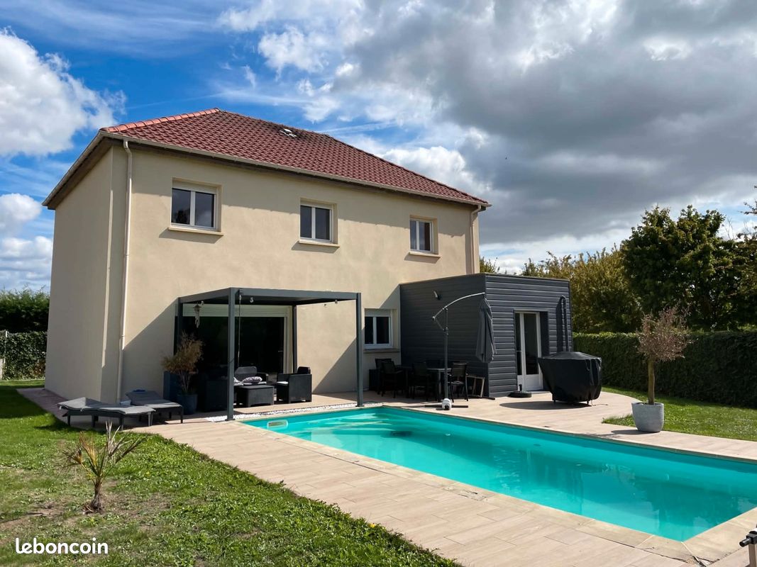 Maison 13 pièces 150 m² · à Escaudain · 150 m² · 329 900 €