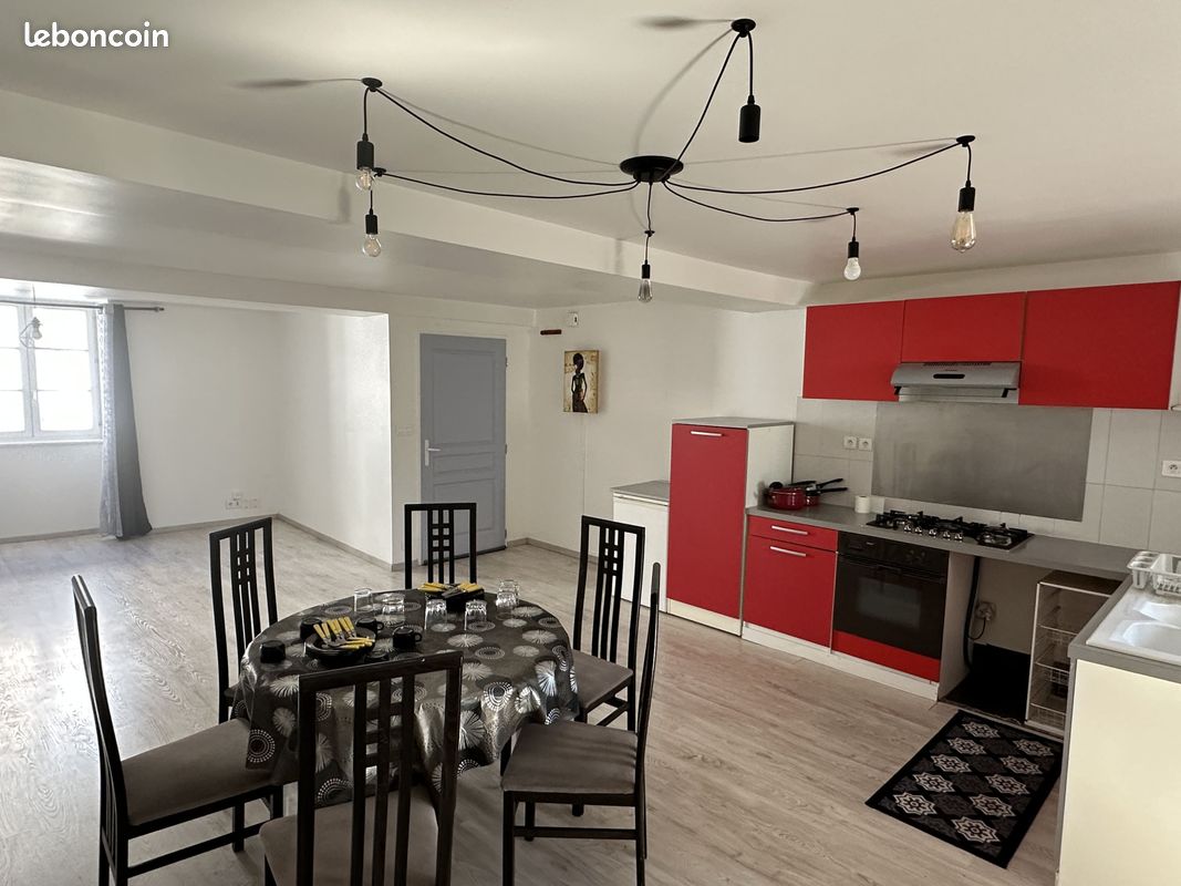 Maison 5 pièces 105 m² · à Oloron-Sainte-Marie · 105 m² · 174 500 €