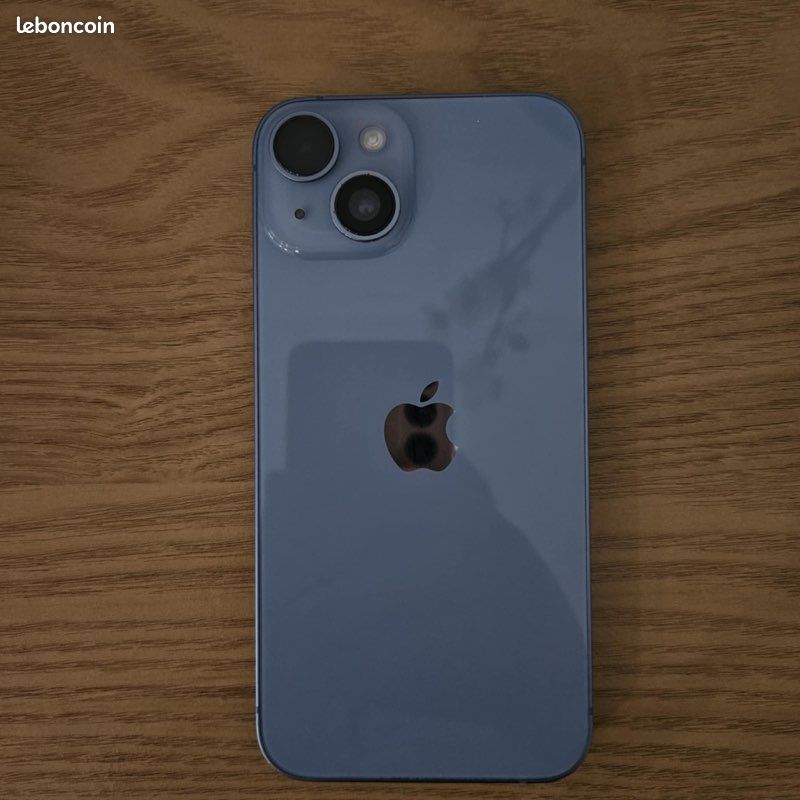 IPhone 14 128 Go - Parfait état - Caméra OK - Avec boîte (image 1)