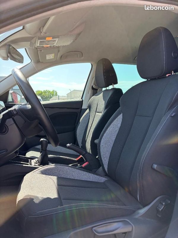 Skoda KAMIQ 1.0 TSI EVO 2 116 CH SELECTION + CAMERA (image 4)