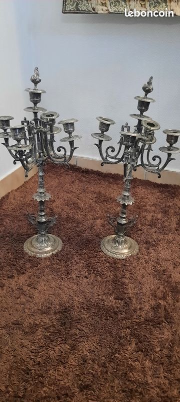 Ancienne belle bougeoirs en métal argenté ou Bronze argenté (image 1)