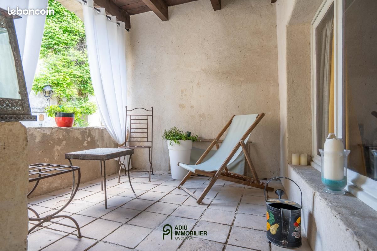 Maison 4 pièces 127 m² · à Saint-Quentin-la-Poterie · 127 m² · 325 000 €