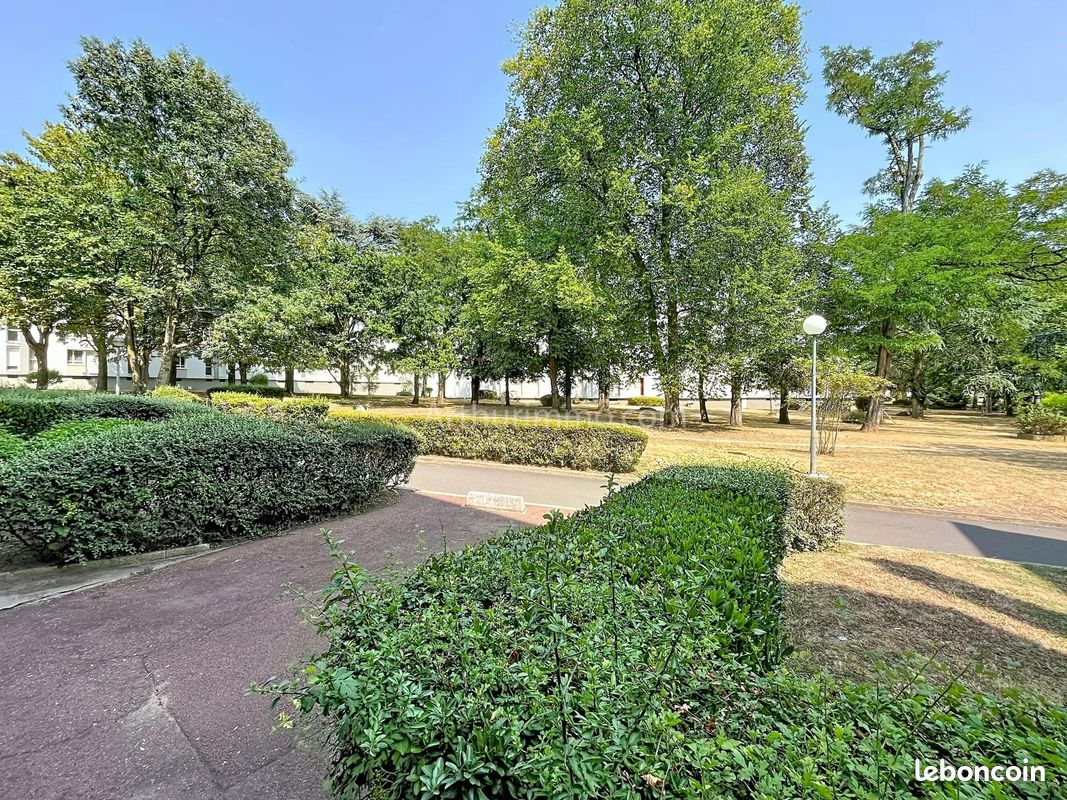 Appartement 4 pièces 69 m² · à Crosne · 69 m² · 170 000 €