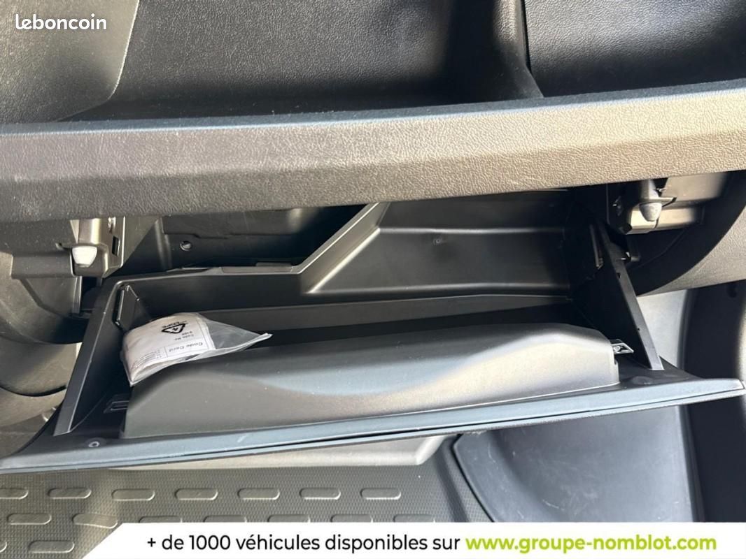 Citroën Jumper FOURGON TOLE 33 L1H1 BLUEHDi 140 S&S BVM6 (image 28)