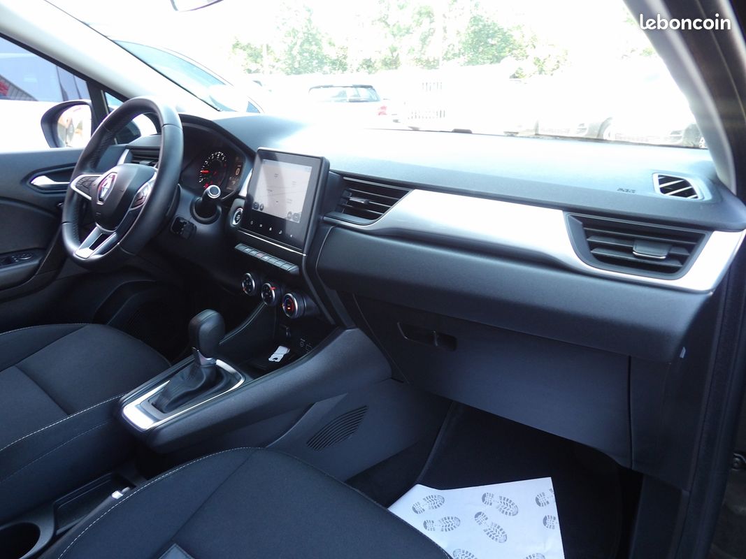 Renault CAPTUR II 1.3 TCE 130CH FAP BUSINESS EDC (image 9)