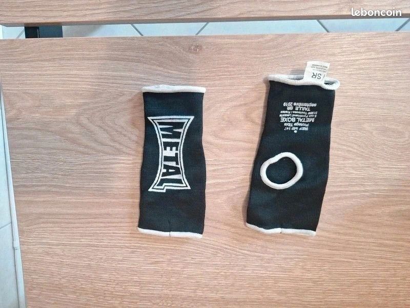 Sous Gants De Boxe Kontact Noir VENUM