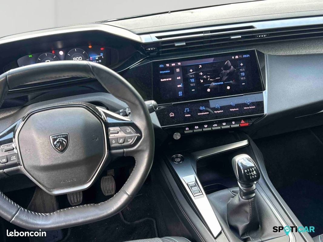 PEUGEOT 308 SW PureTech 130ch S&S BVM6 Allure Pack (image 8)