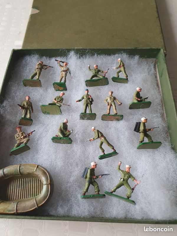 Lot Légionnaires Starlux 1/35 Et Décor Jungle Bouda – 2e GM – Occasion