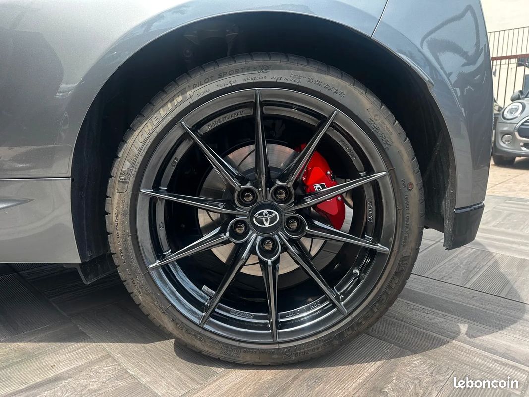 TOYOTA Yaris GR BVA 280ch - 2 100 km - CarPlay - Première main - Pack Track (image 32)