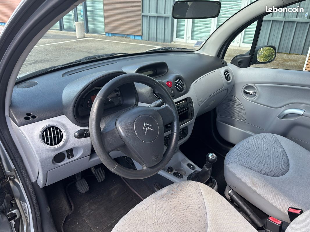 CITROEN C3 C3 1.4i 73ch Tic Tac CLIM/DISTRI NEUVE/PNEUS AR NEUFS (image 9)