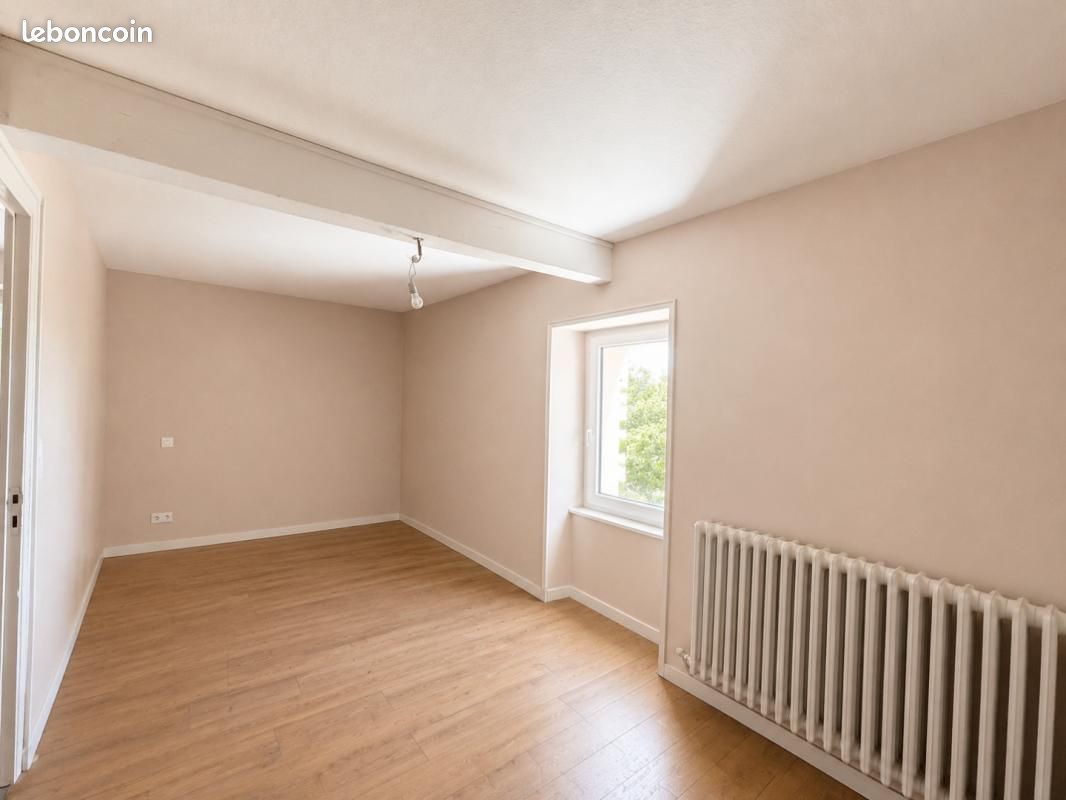 Maison 3 pièces 88 m² · à Odenas · 88 m² · 800 €