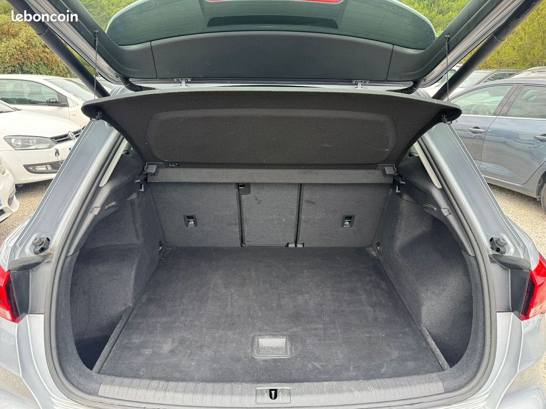Audi Q3 35 TDI 150CH DESIGN S TRONIC 7 (image 12)