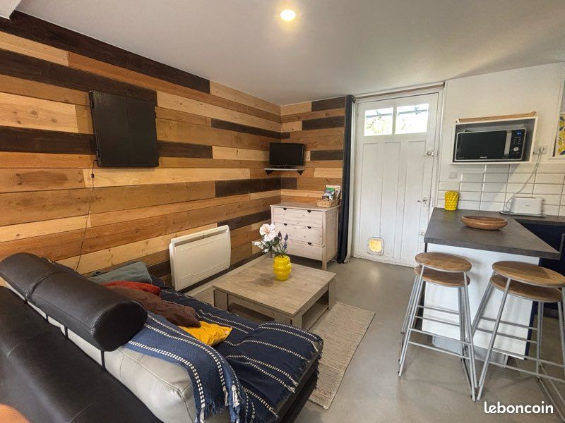 Maison 3 pièces 65 m² · à Lanobre · 65 m² · 590 €