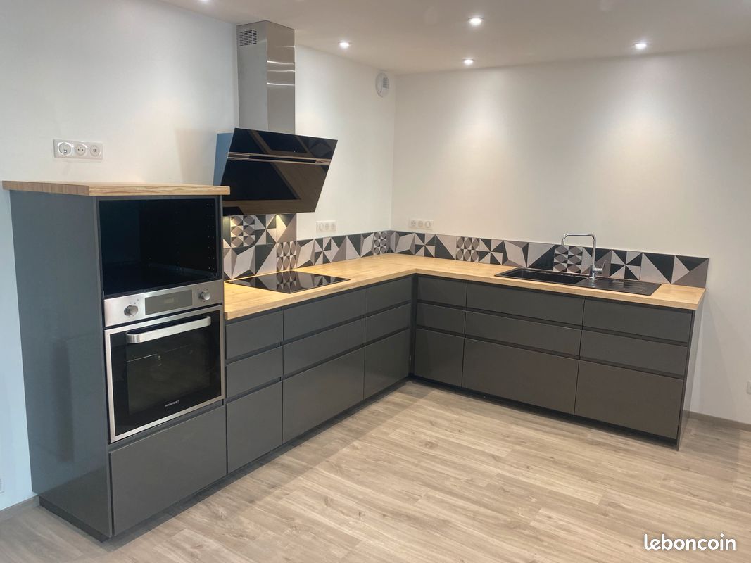 Location appartement T3 - Saint-Palais 64120 (image principale 0)