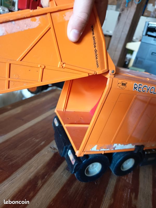 Bruder camion poubelle (image 2)