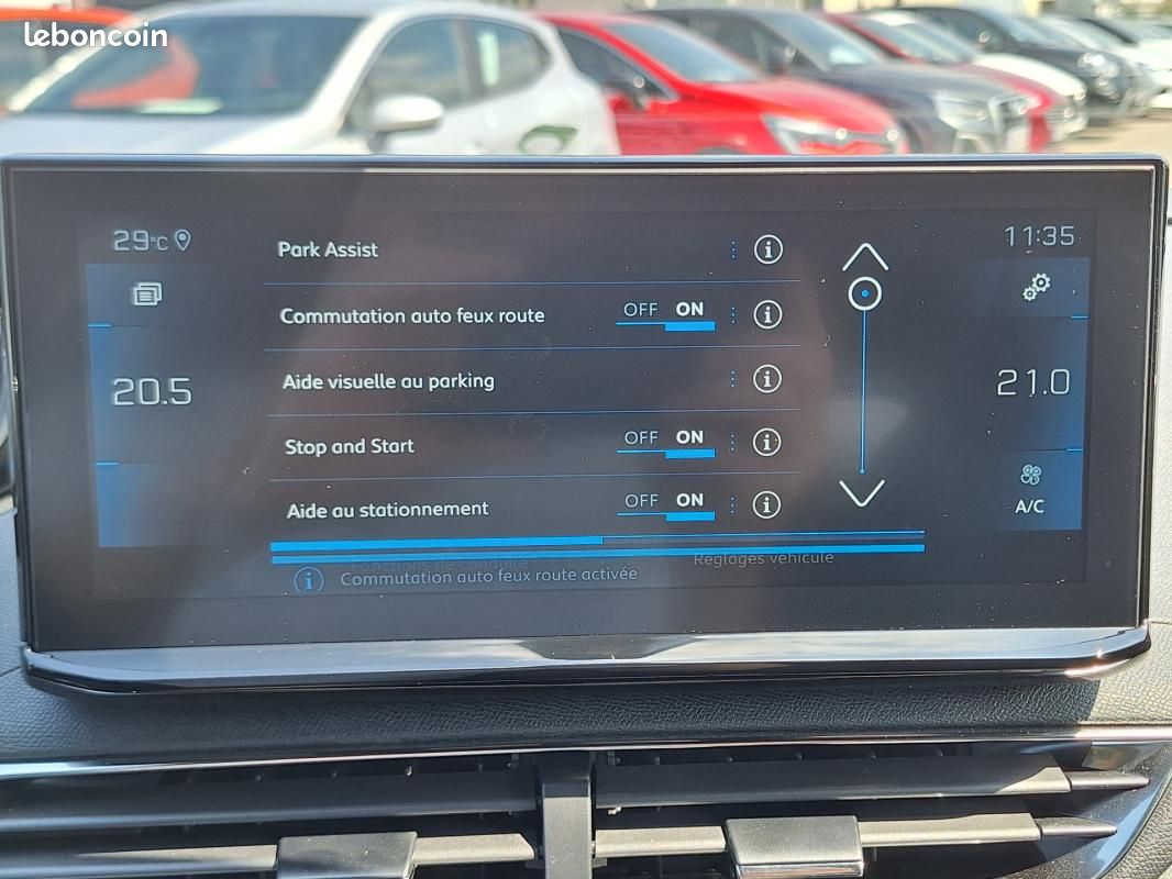 Peugeot 5008 BlueHDi 130ch S&S EAT8 Allure Pack (image 14)