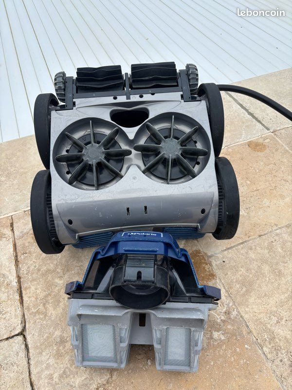 Robot Piscine Polaris Quattro (image 8)