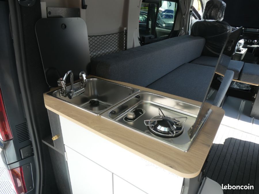 Renault Trafic VAN ANTILOPE Aménagé FLEX PLUS 2.0 DCi 150 EAG9 L1 CONFORT 4PL JA17 Attel+Pte Vélo... (image 13)