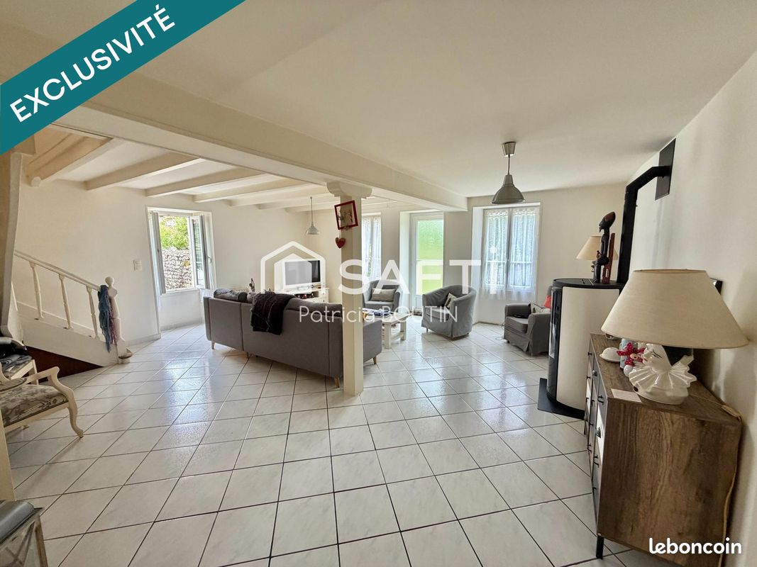 Maison 6 pièces 157 m² · à Sainte-Ouenne · 157 m² · 229 000 €