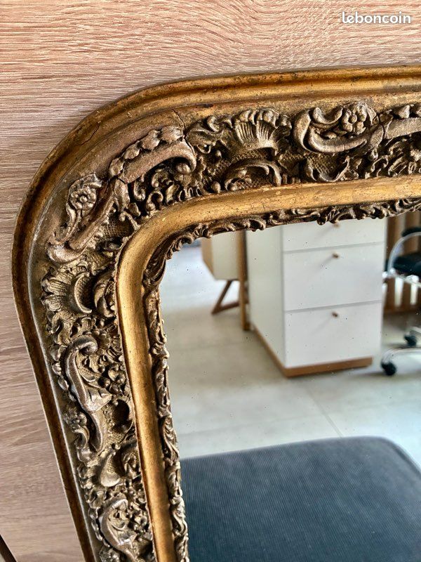 Miroir ancien 19ème avec cadre bois et staff coloris bronze doré (image 2)