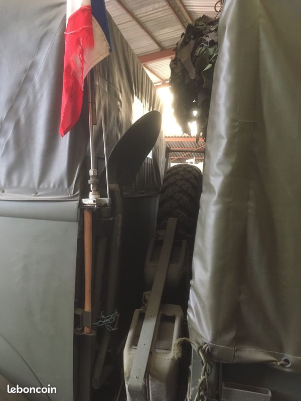 Vehicule militaire (image 5)